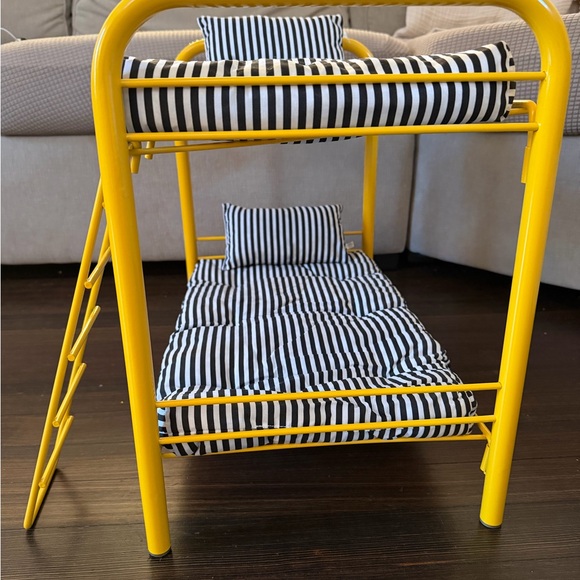 PLEASANT COMPANY VINTAGE 90’s American Girl Doll bunk beds and comforter/pillow - Picture 7 of 11